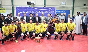 برگزاری مسابقات فوتسال جام‌ رمضان با حمایت شهرداری مهریز 